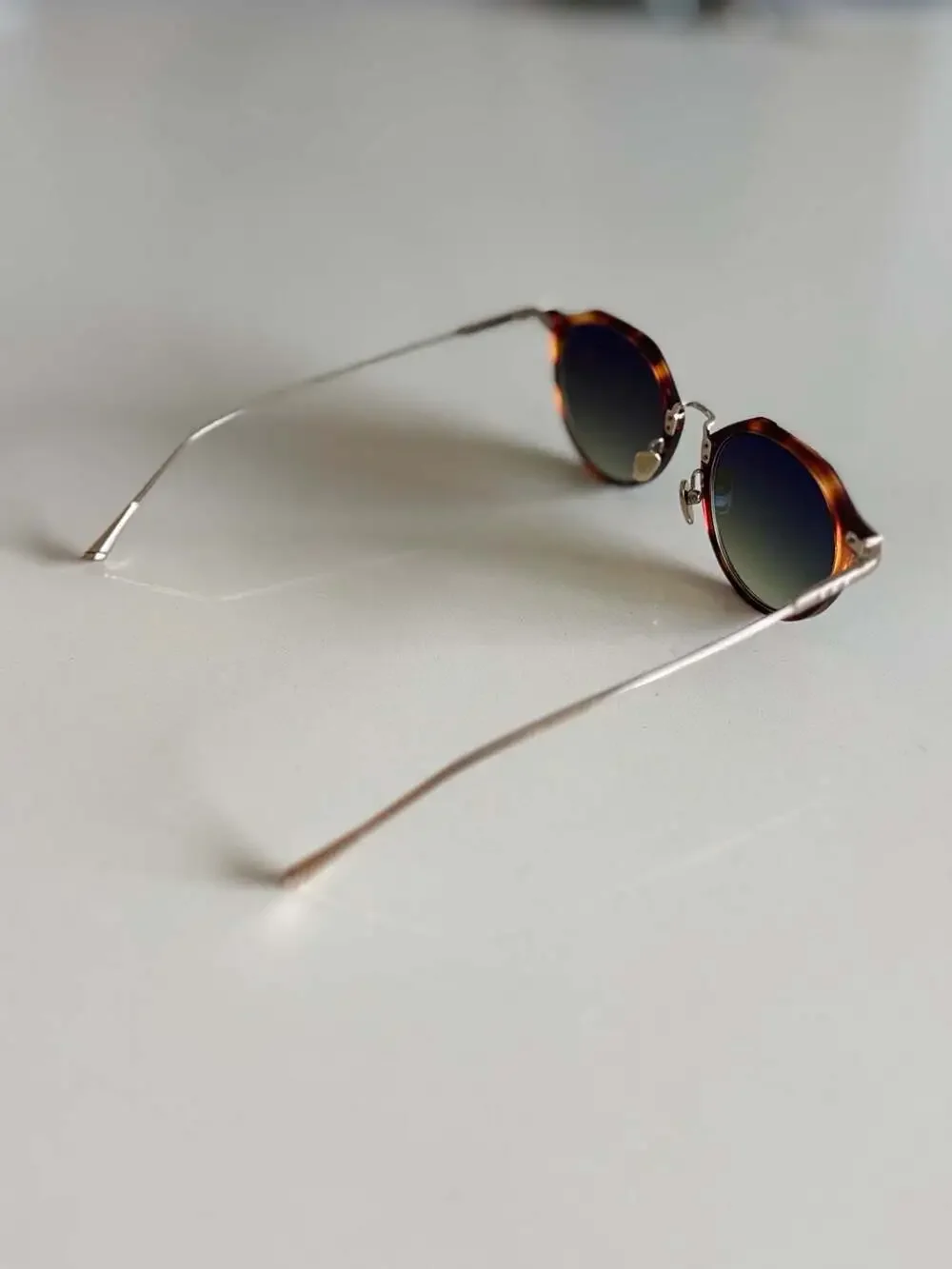 Taylor Morris Castle Tortoiseshell Sunglasses Green Gradient(READ)